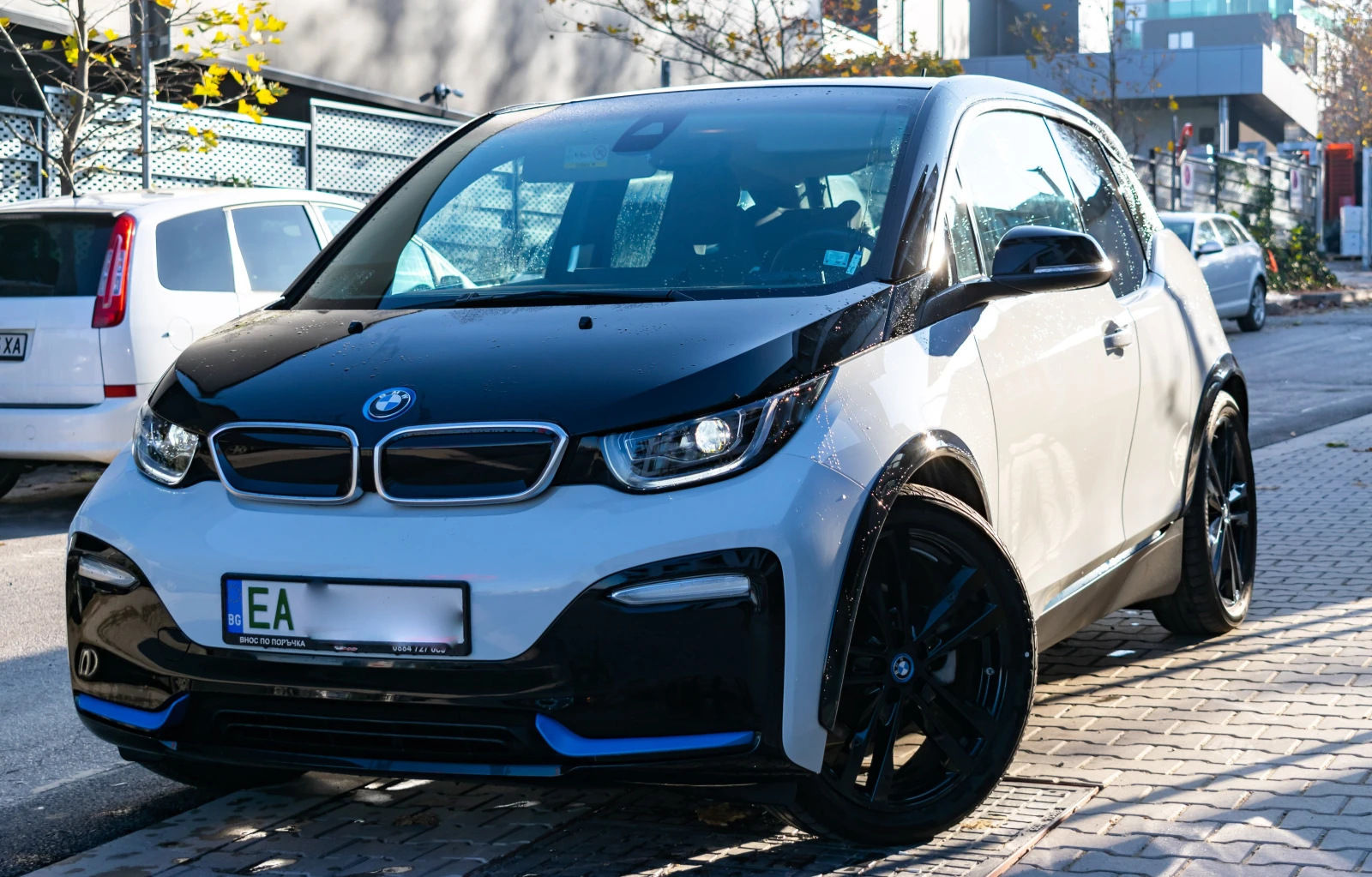 BMW i3 S, H/K, Adaptive Led, CarPlay, Camera, Keyless - изображение 2