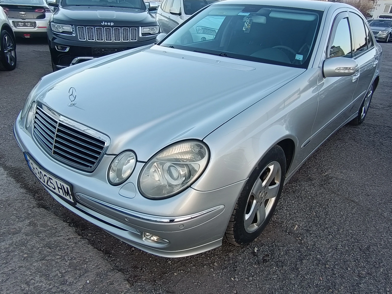 Mercedes-Benz E 240 ГАЗ-БЕНЗИН !!! ОБСЛУЖЕН !!! Всичко платено !!! | Mobile.bg — изображение 15
