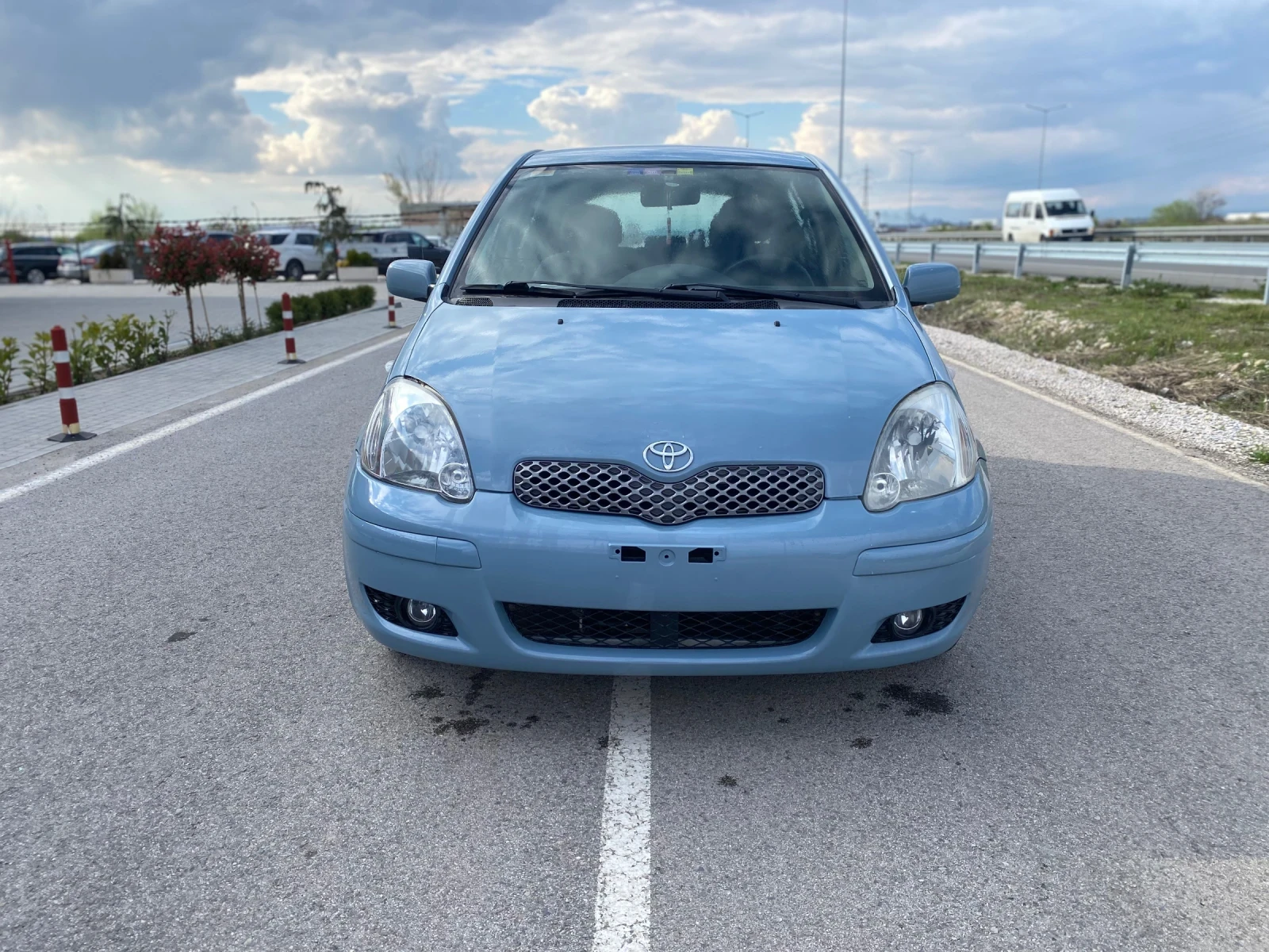 Toyota Yaris Yaris 1.0 VVT-i EVRO 4   БЕНЗИН/ГАЗ ЛИЗИНГ - изображение 2