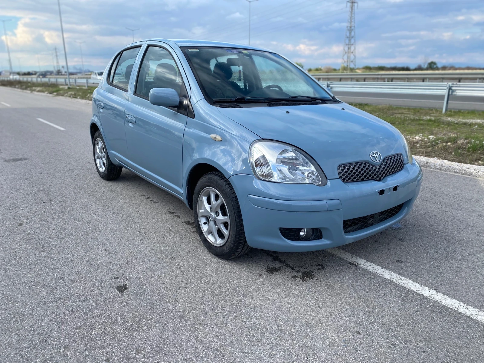 Toyota Yaris Yaris 1.0 VVT-i EVRO 4   БЕНЗИН/ГАЗ ЛИЗИНГ - изображение 3