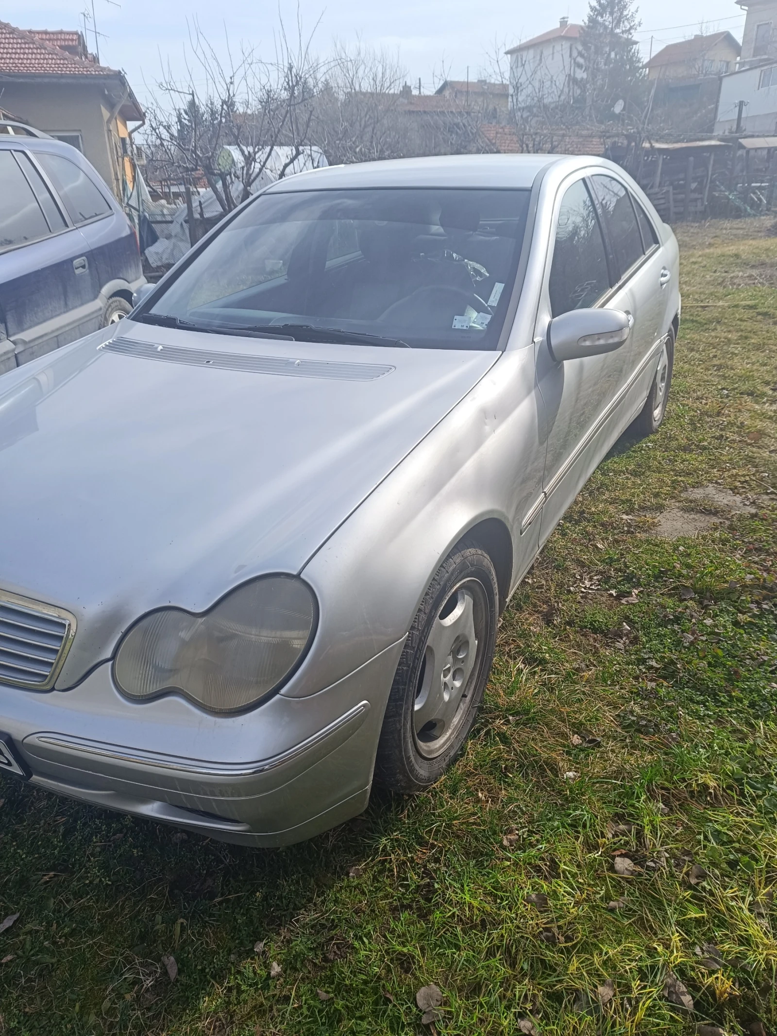 Mercedes-Benz C 180  - изображение 4