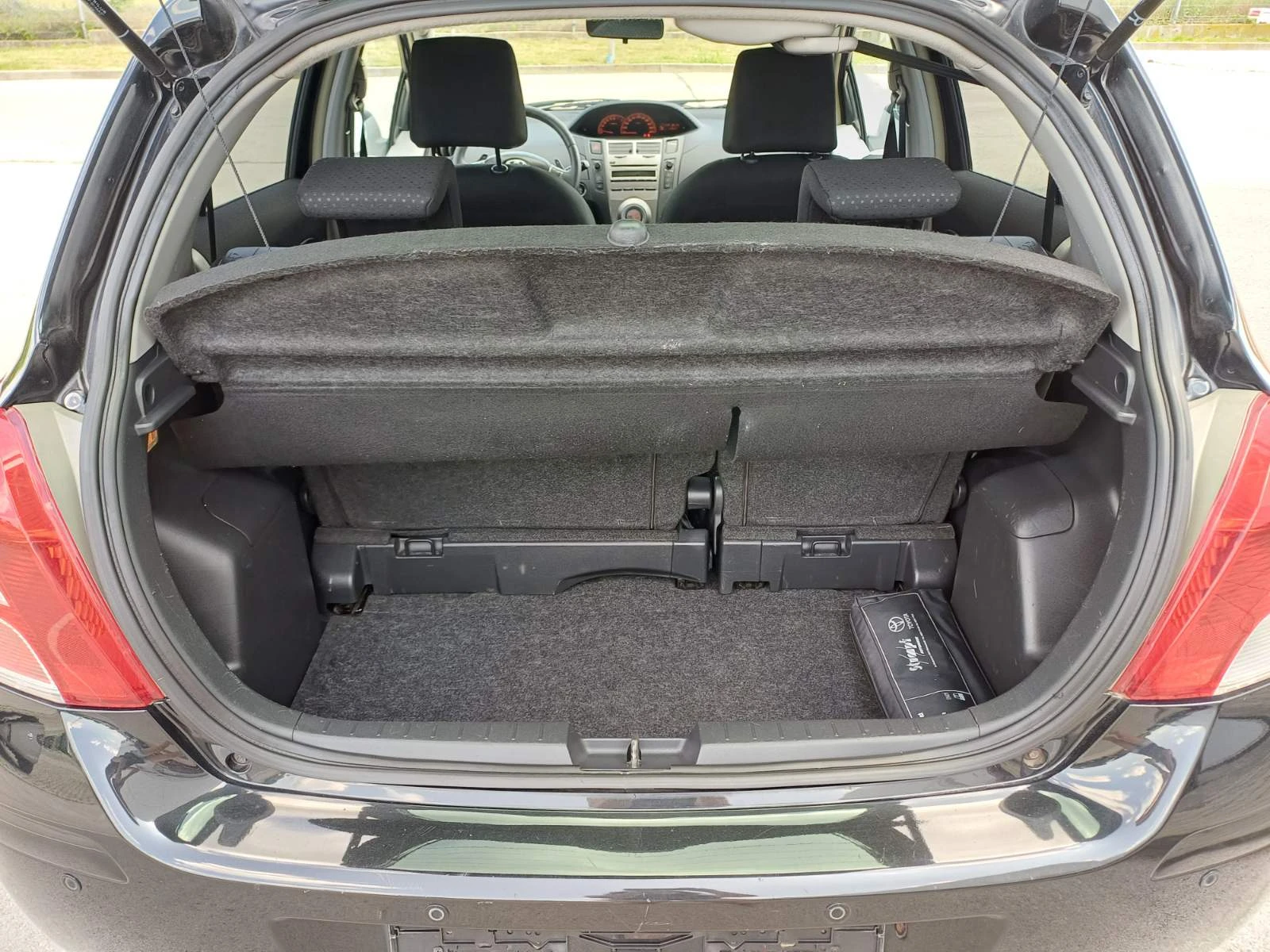 Toyota Yaris 1.33 Benzin Automatic  - изображение 10