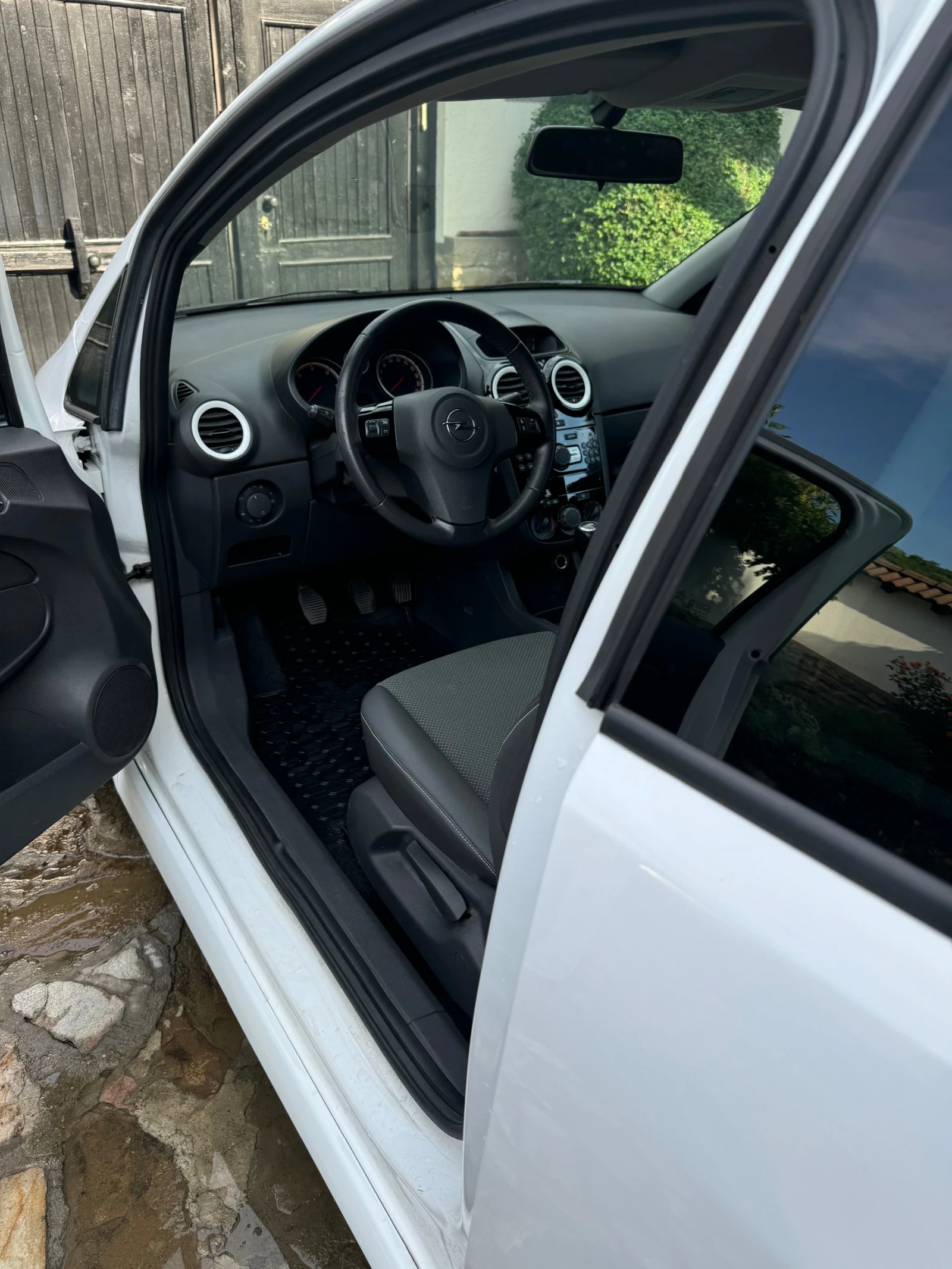 Opel Corsa OPC Line - изображение 10