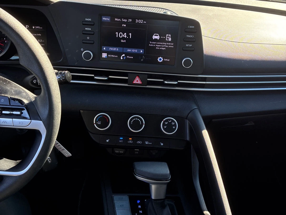 Hyundai Elantra Essential * * CARFAX * * АВТО КРЕДИТ * *  - изображение 8