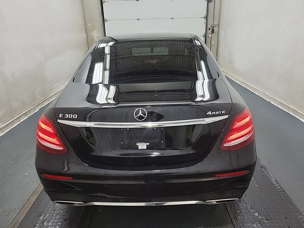 Mercedes-Benz E 300 * CARFAX * БЕЗ ПЪРВОНАЧАЛНА ВНОСКА - изображение 6