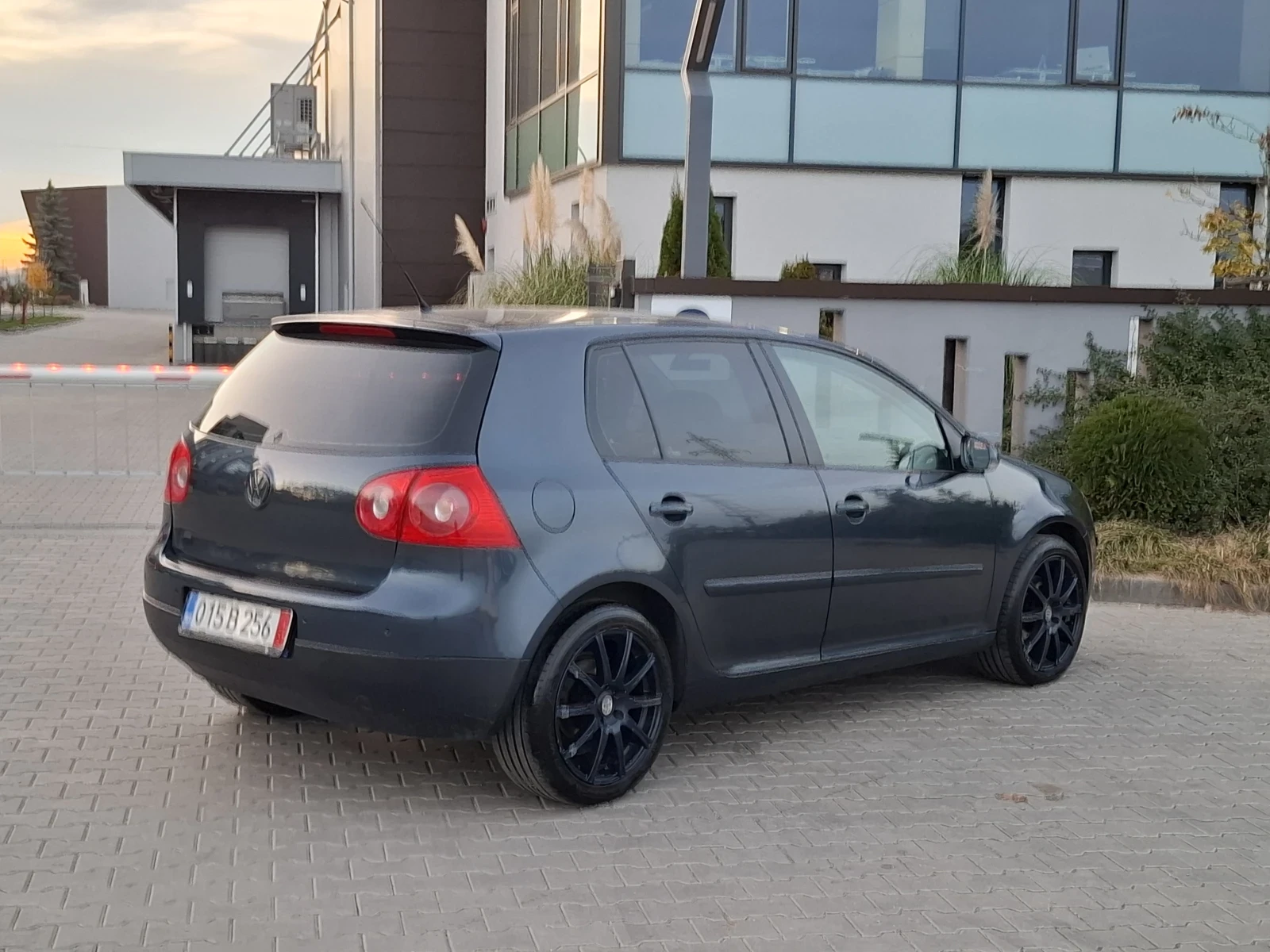 VW Golf 1.4TSI* (140кс)* FACELIFT* 6-СКОРОСТИ* HOB BHOC*  | Mobile.bg — изображение 14