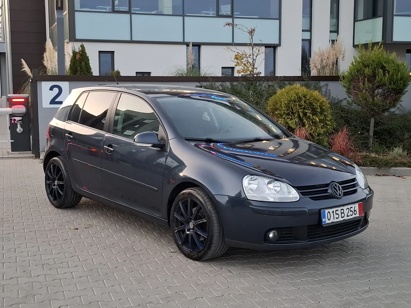 VW Golf 1.4TSI* (140кс)* FACELIFT* 6-СКОРОСТИ* HOB BHOC*  | Mobile.bg — изображение 11