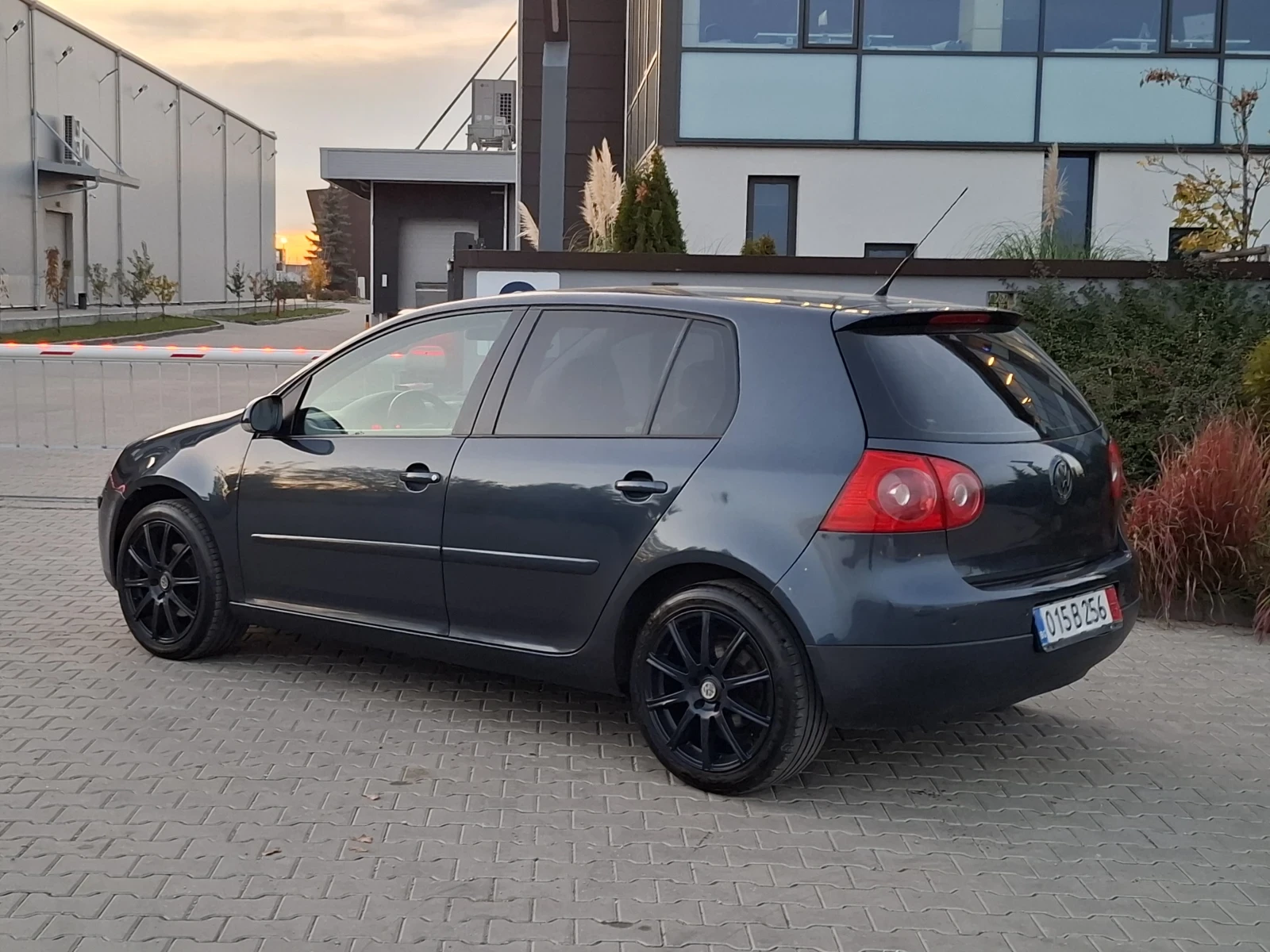 VW Golf 1.4TSI* (140кс)* FACELIFT* 6-СКОРОСТИ* HOB BHOC*  | Mobile.bg — изображение 6