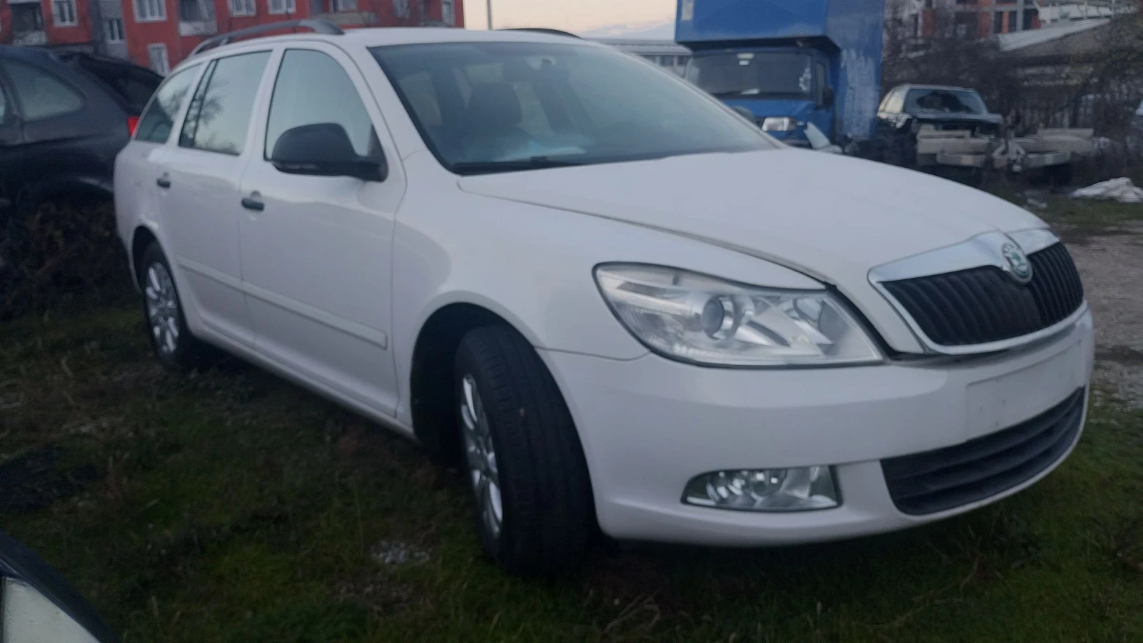 Skoda Octavia 1.6  | Mobile.bg   1