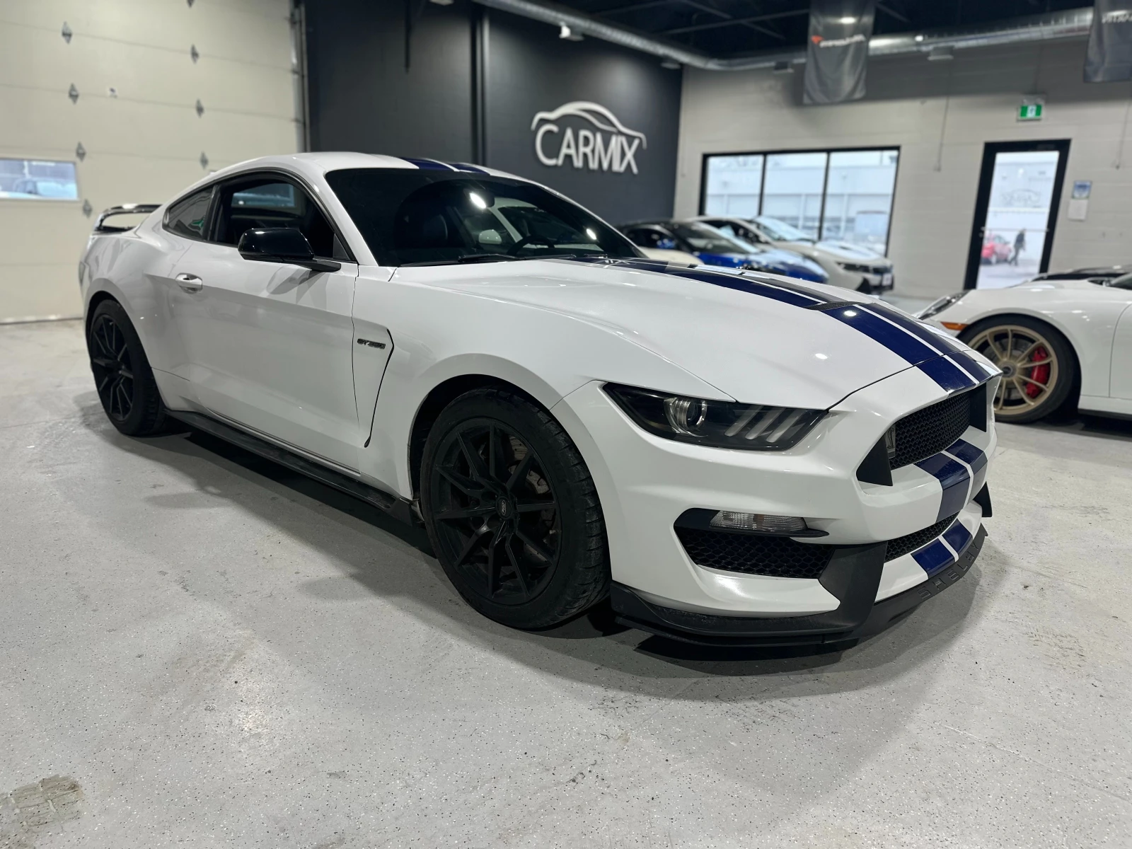 Ford Mustang Shelby GT350 5.2L V8 526кс, снимка 2 - Автомобили и джипове - 53760444
