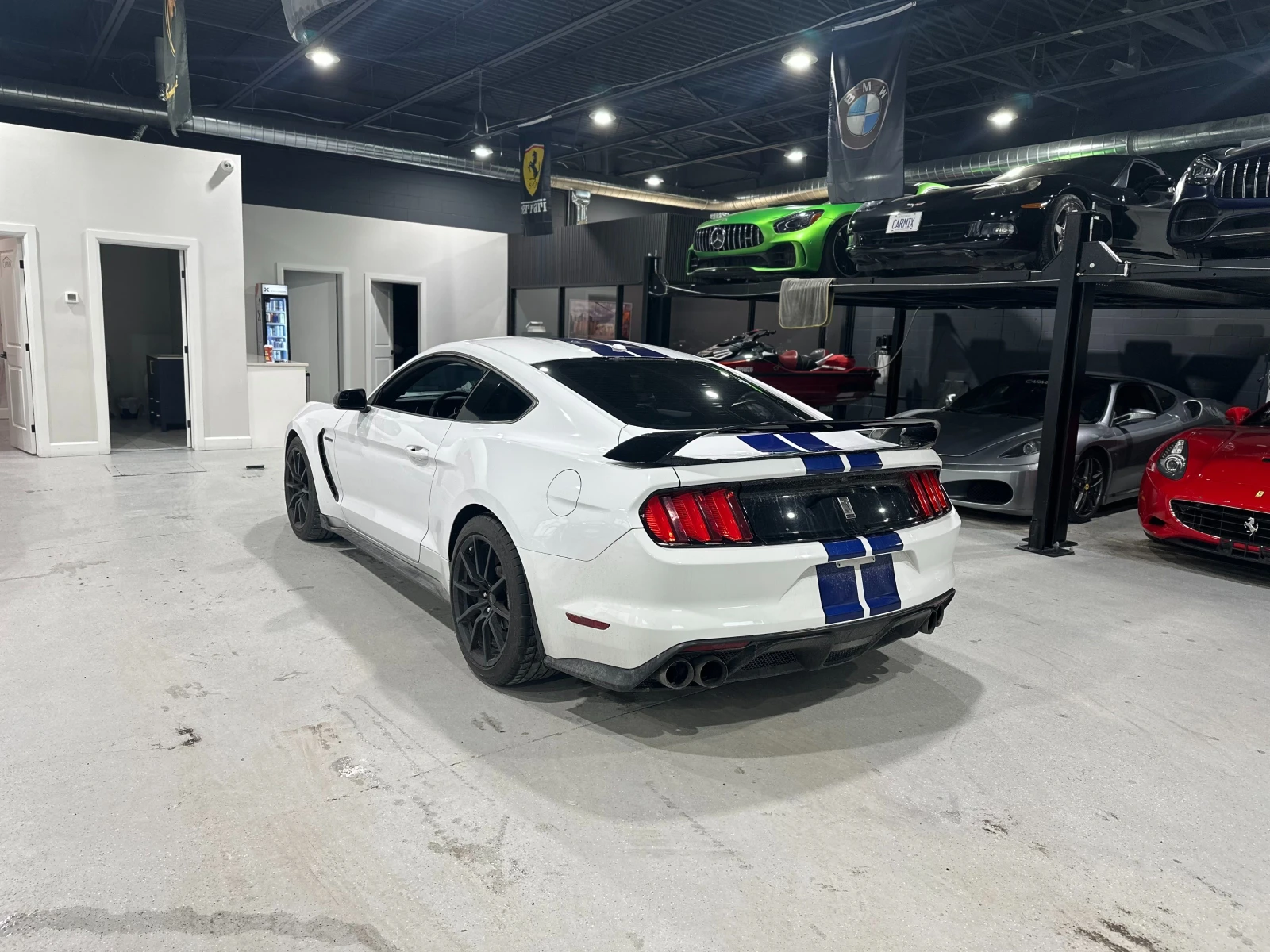 Ford Mustang Shelby GT350 5.2L V8 526кс, снимка 3 - Автомобили и джипове - 53760444