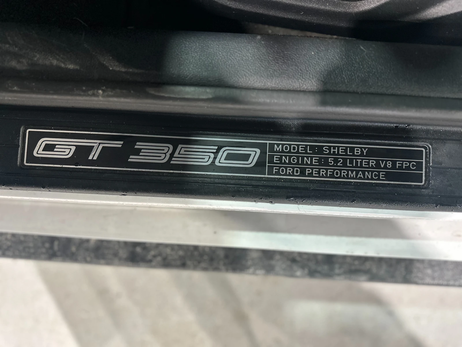 Ford Mustang Shelby GT350 5.2L V8 526кс, снимка 13 - Автомобили и джипове - 53760444