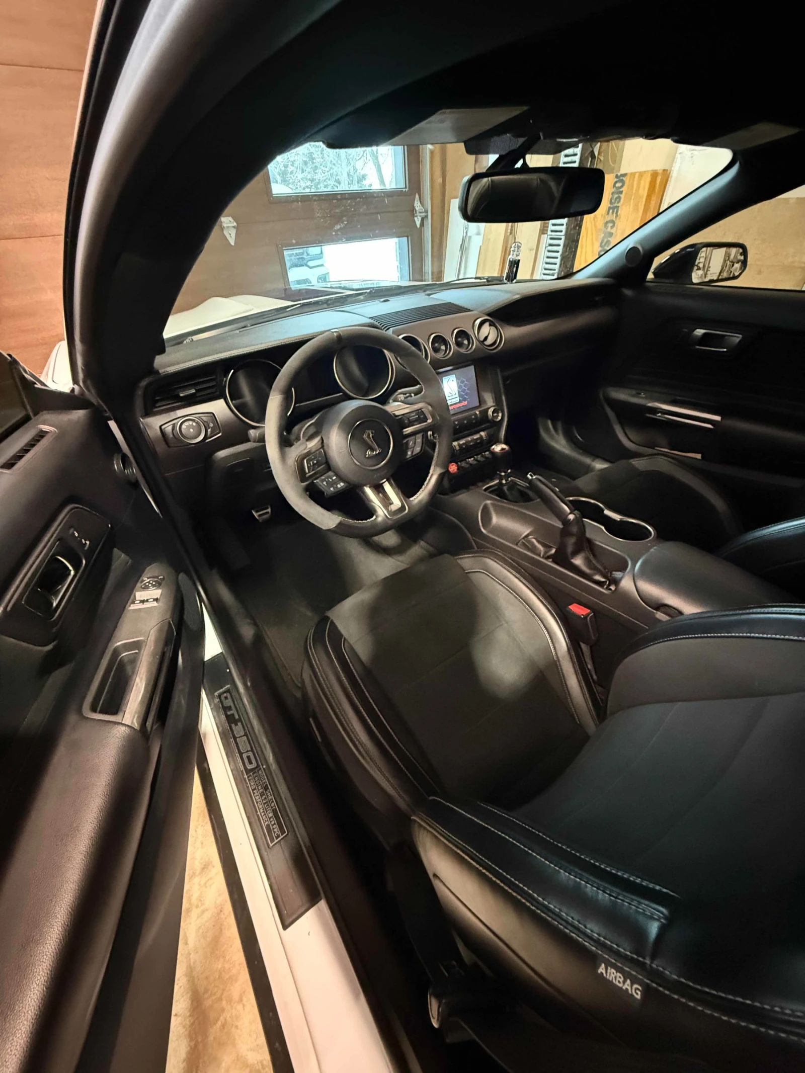 Ford Mustang Shelby GT350 5.2L V8 526кс, снимка 6 - Автомобили и джипове - 53760444