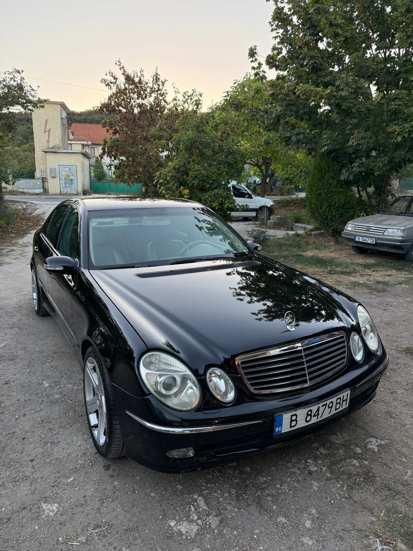 Mercedes-Benz E 320
