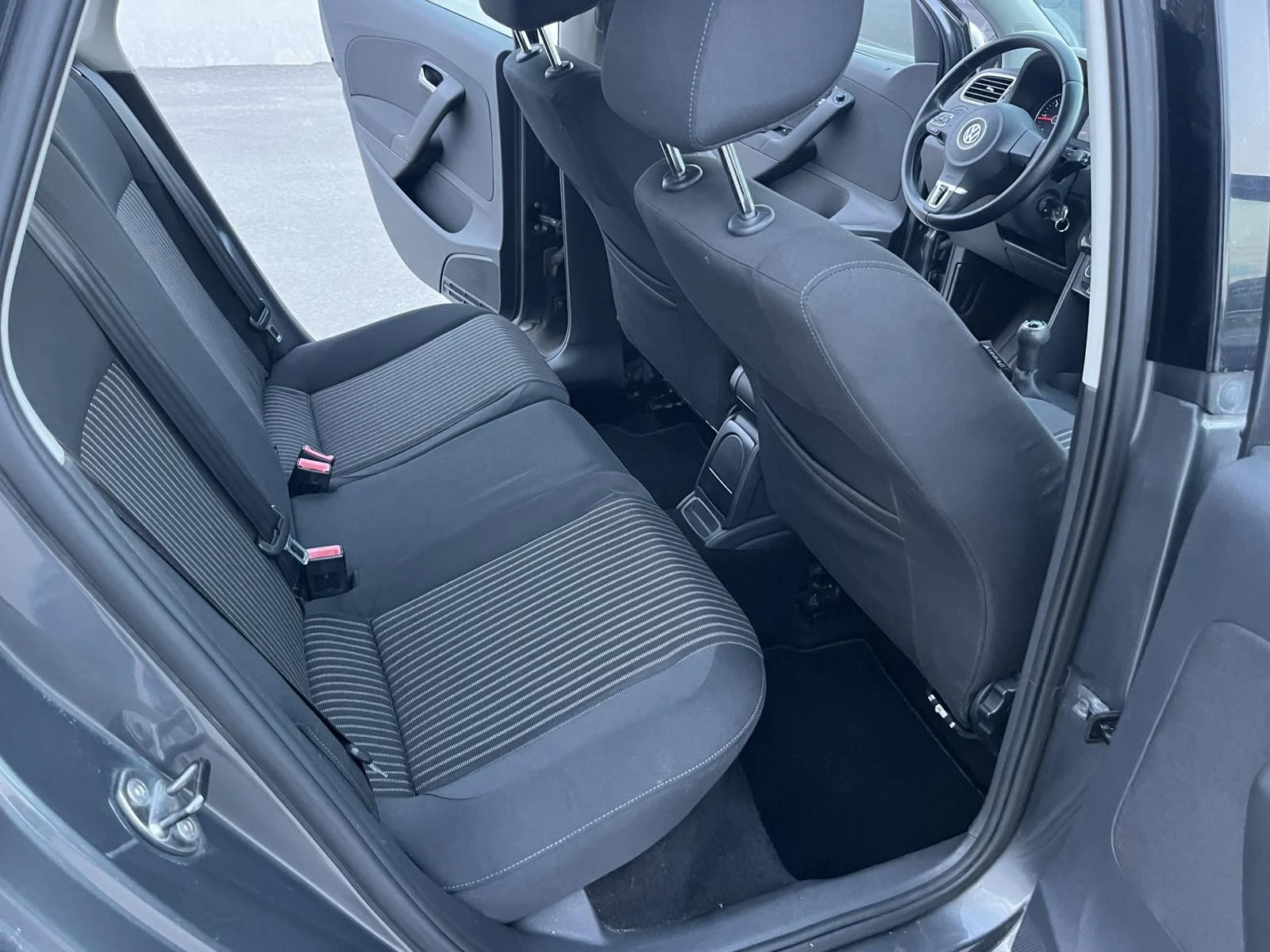 VW Polo 1.6TDI 90кс EURO 5A НАВИГАЦИЯ ВНОС ИТАЛИЯ, снимка 10 - Автомобили и джипове - 54240799