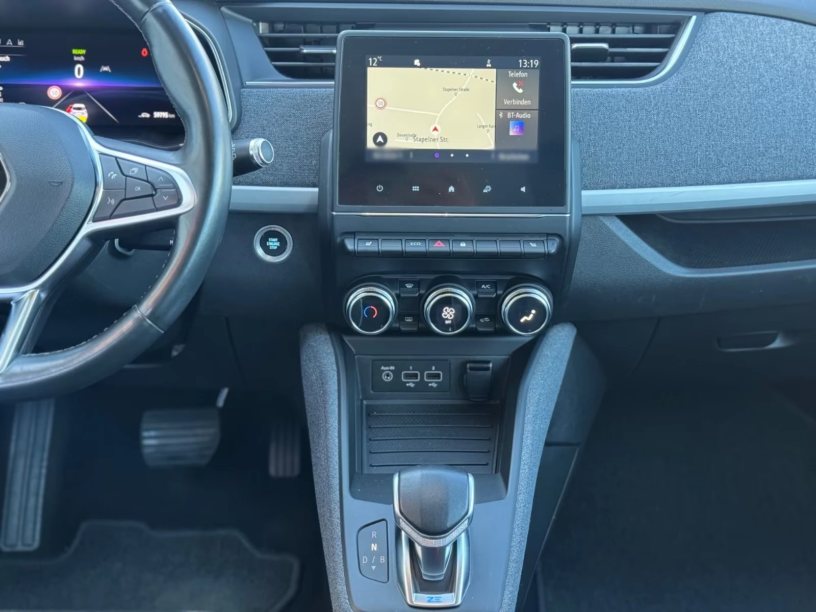 Renault Zoe Experience/108HP/CAM/ПОДГРЕВ/390KM-RANGE, снимка 9 - Автомобили и джипове - 54270974