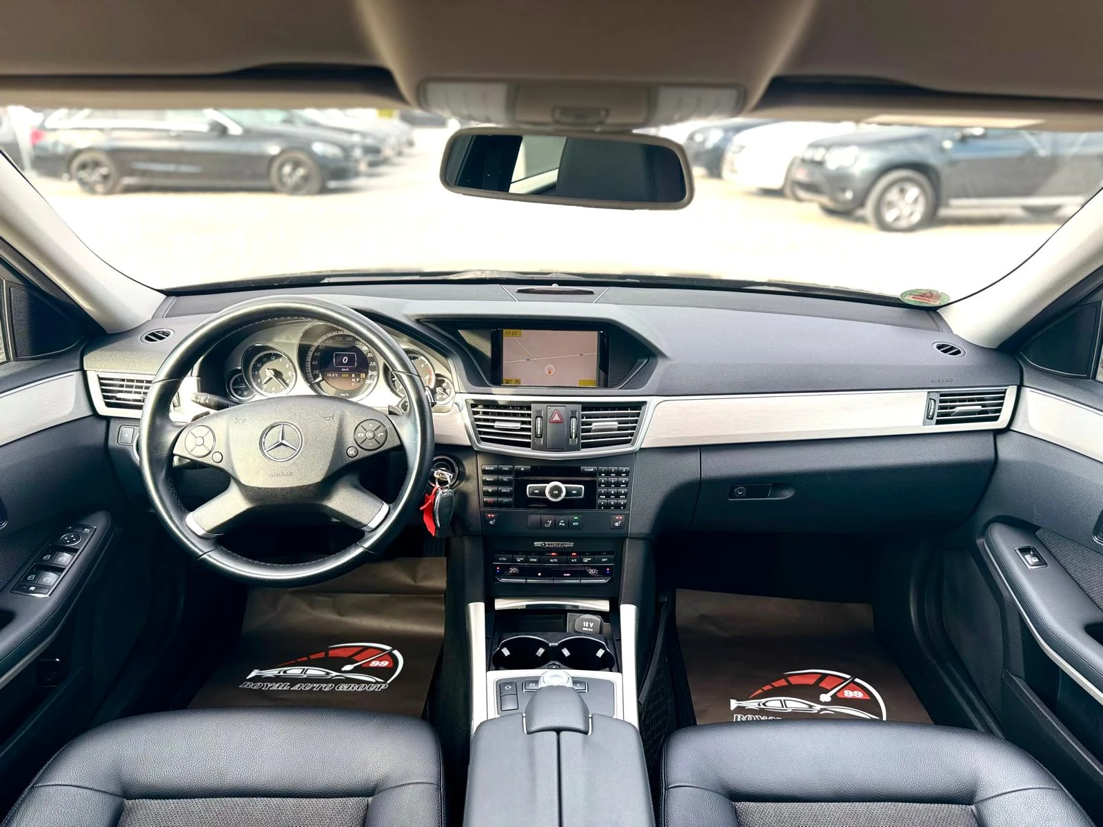 Mercedes-Benz E 250 ::4MATIC::Avantgarde::2 собственик, снимка 11 - Автомобили и джипове - 54388361