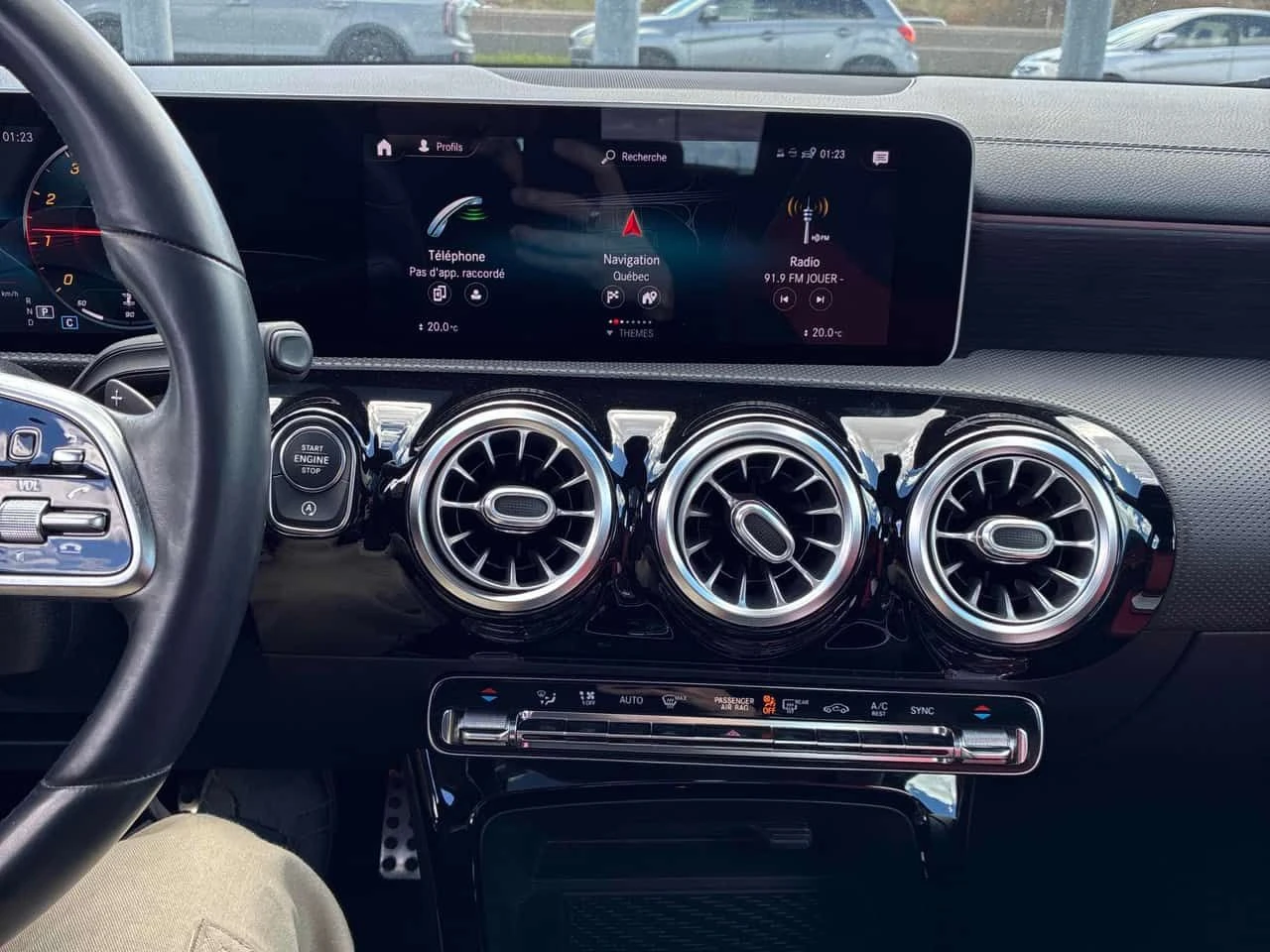 Mercedes-Benz A 250 /DISTRONIC/CAMERA/ПОДГРЕВИ, снимка 9 - Автомобили и джипове - 54528673