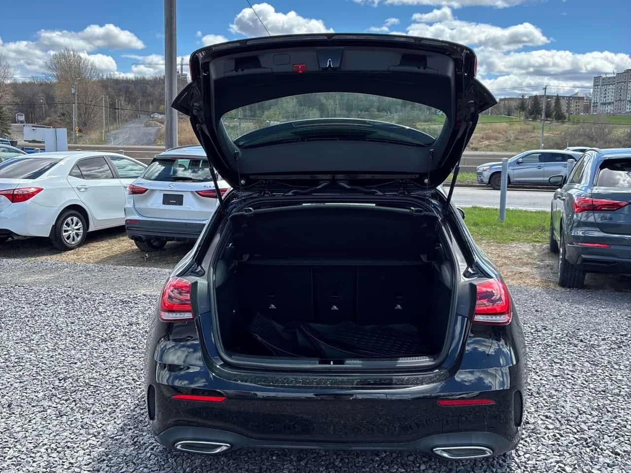 Mercedes-Benz A 250 /DISTRONIC/CAMERA/ПОДГРЕВИ, снимка 11 - Автомобили и джипове - 54528673