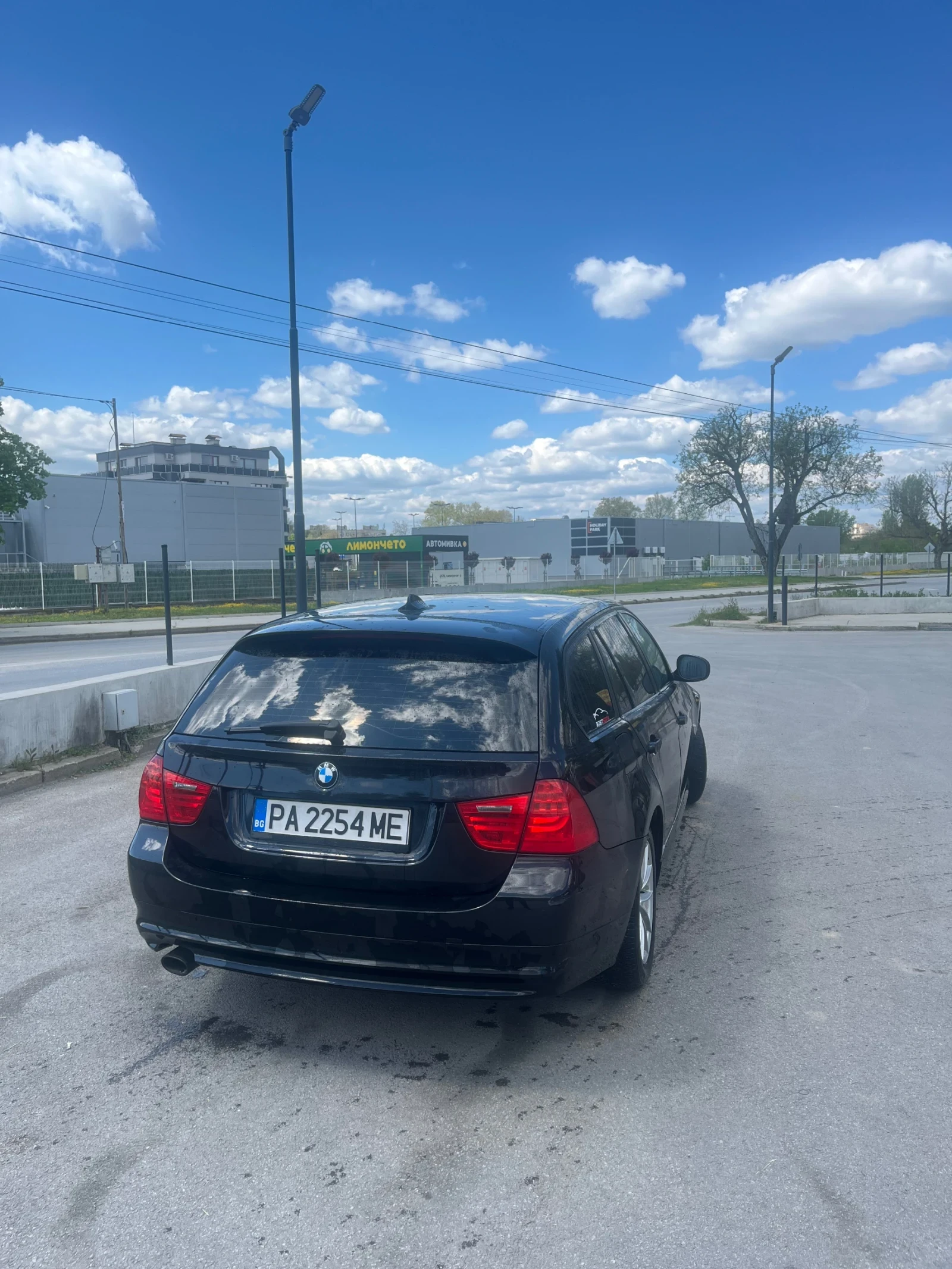 BMW 320 320xd, снимка 4 - Автомобили и джипове - 54841807
