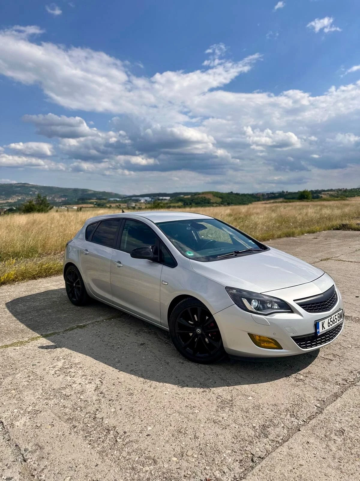 Opel Astra 2.0 CDTI, снимка 4 - Автомобили и джипове - 55155945