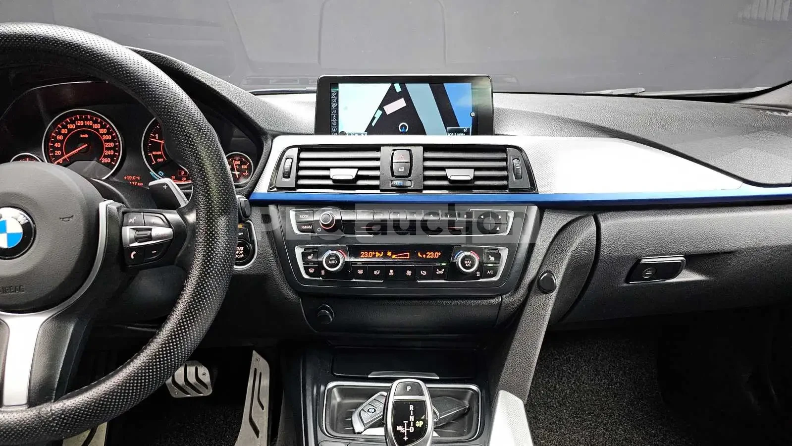 BMW 320 M SPORT+ HEAD UP/360CAM!�������� | Mobile.bg � ����������� 13