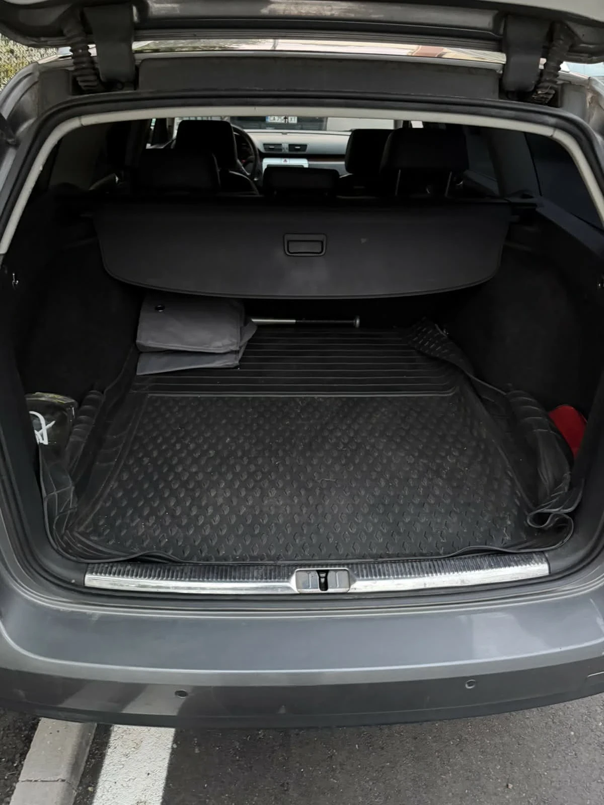 VW Passat 2.0 TDI, снимка 8 - Автомобили и джипове - 55620864