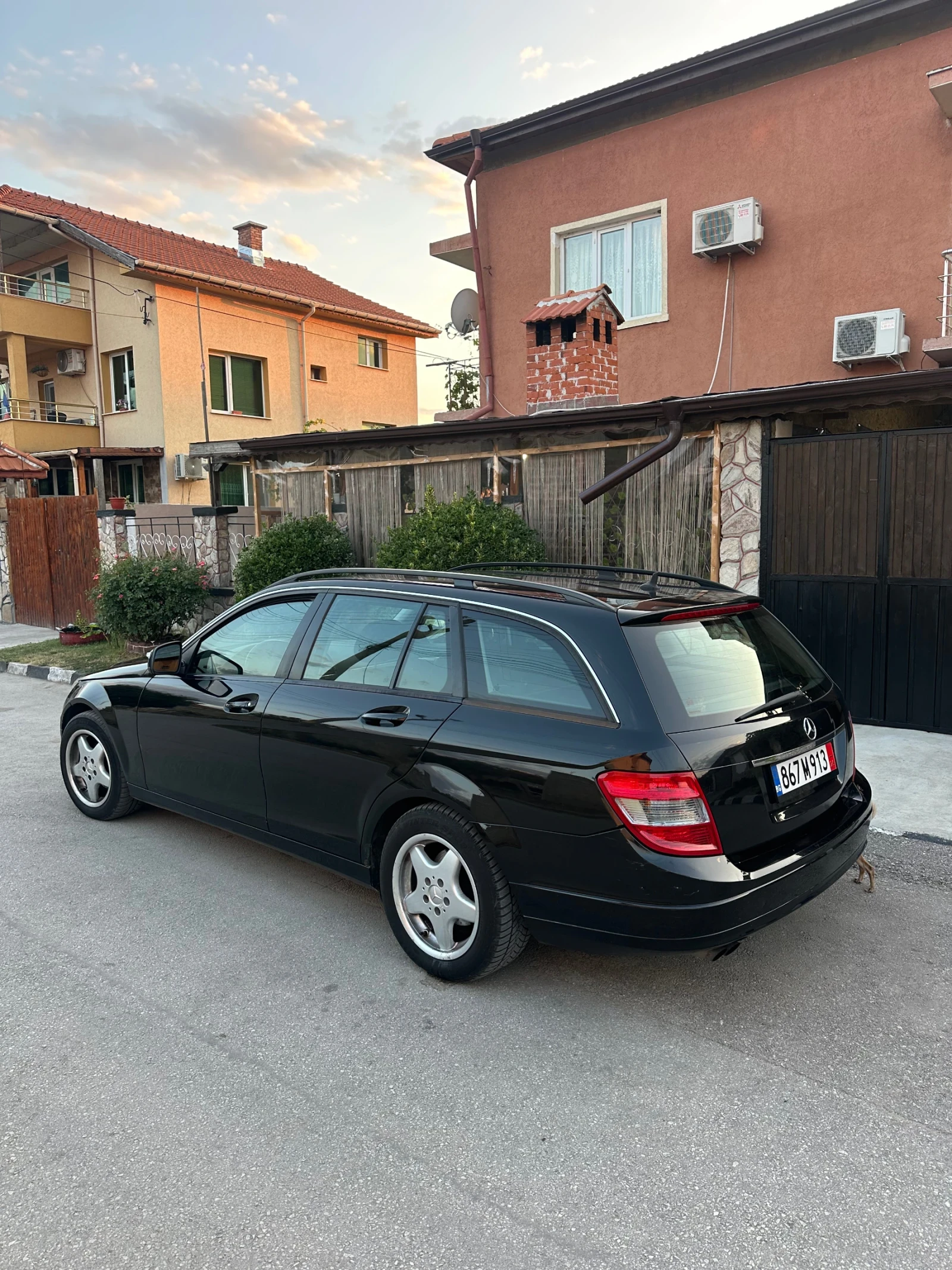 Mercedes-Benz C 200, снимка 4 - Автомобили и джипове - 55674474