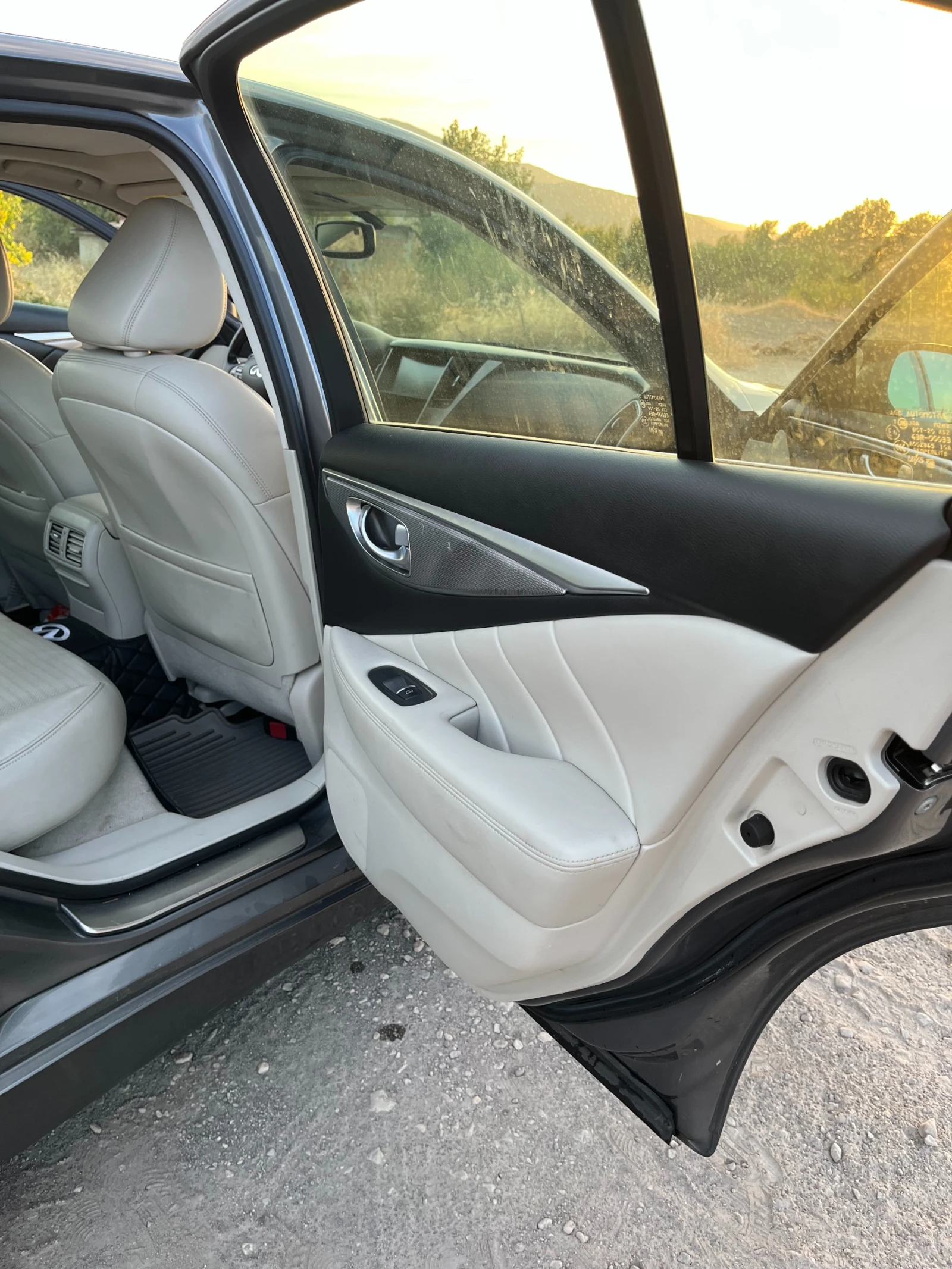 Infiniti Q50 AWD 3.7 S, снимка 9 - Автомобили и джипове - 55872498
