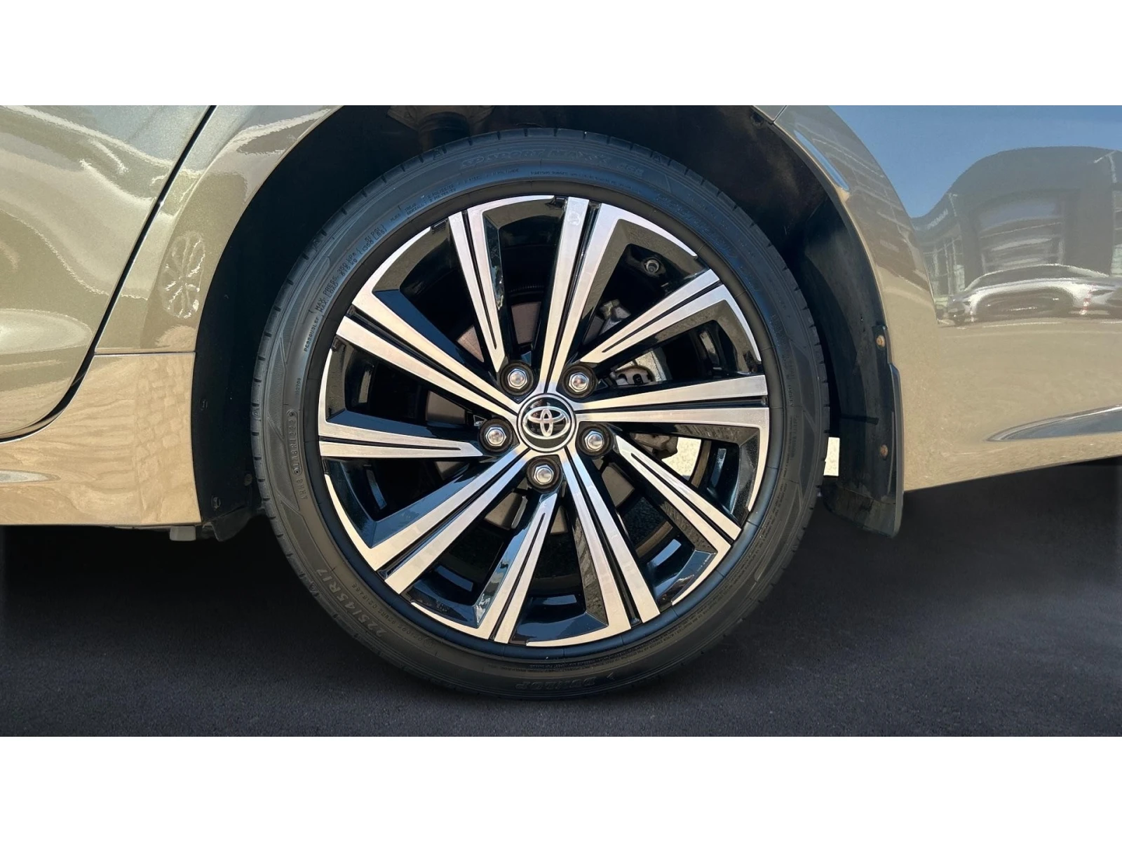 Toyota Corolla 1.5, Месечна вноска от 200  , снимка 16 - Автомобили и джипове - 55976118