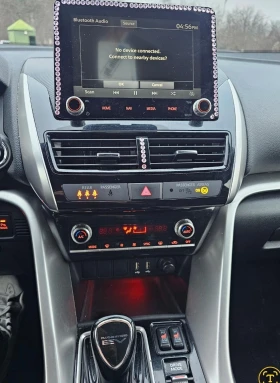 Mitsubishi Eclipse Cross PHEV Лична Кола, снимка 17