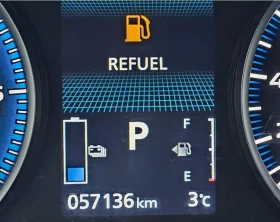 Mitsubishi Eclipse Cross PHEV Лична Кола, снимка 16