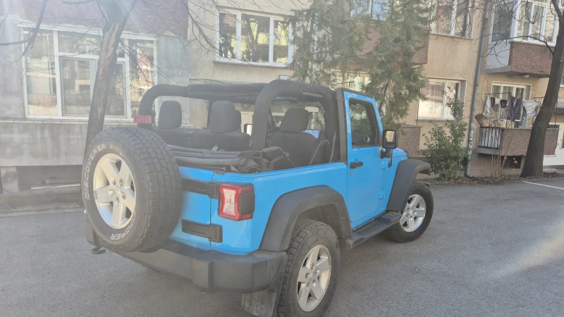 Jeep Wrangler, снимка 3 - Автомобили и джипове - 49395415