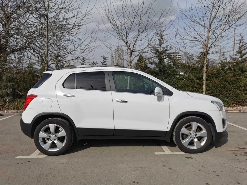 Chevrolet Trax Автоматик!Бензин!, снимка 8 - Автомобили и джипове - 49455035