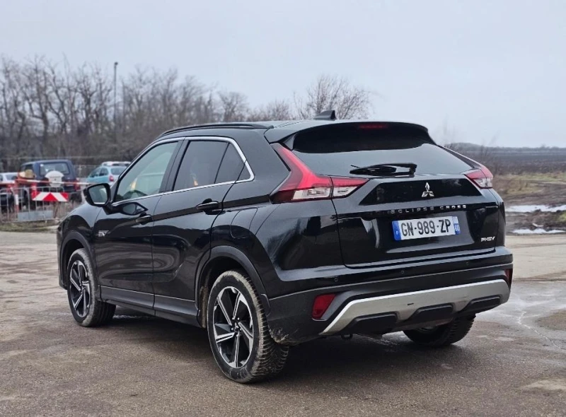 Mitsubishi Eclipse Cross PHEV Лична Кола, снимка 4 - Автомобили и джипове - 51600123