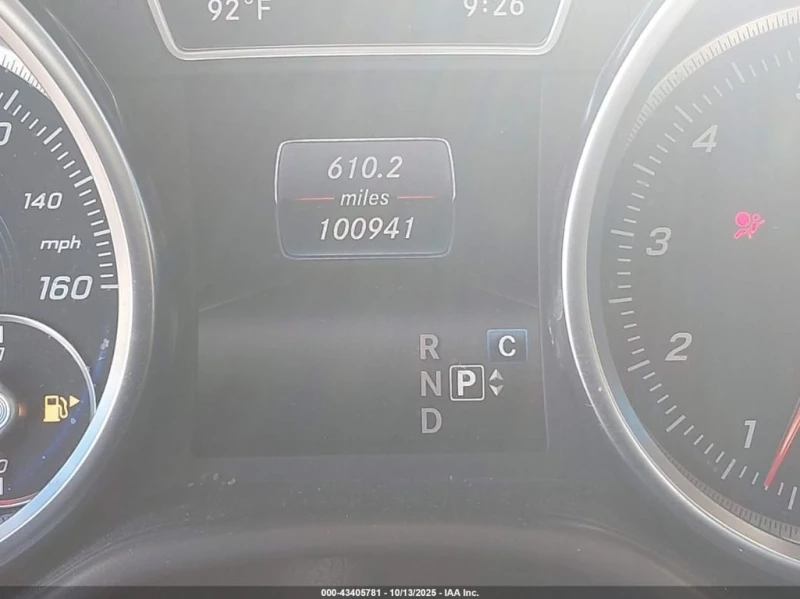 Mercedes-Benz GLE 350 * CARFAX * КЛИП* ФИНАНСИРАНЕ , снимка 15 - Автомобили и джипове - 52627121