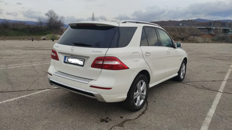 Mercedes-Benz ML 350 Bluetec , снимка 9 - Автомобили и джипове - 53221903