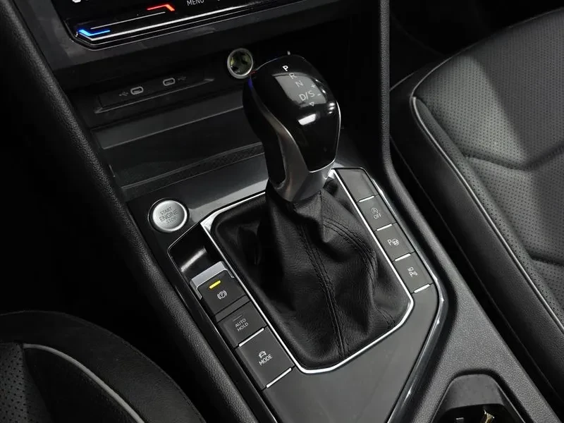 VW Tiguan 2.0 Tsi Prestige, снимка 9 - Автомобили и джипове - 56656550