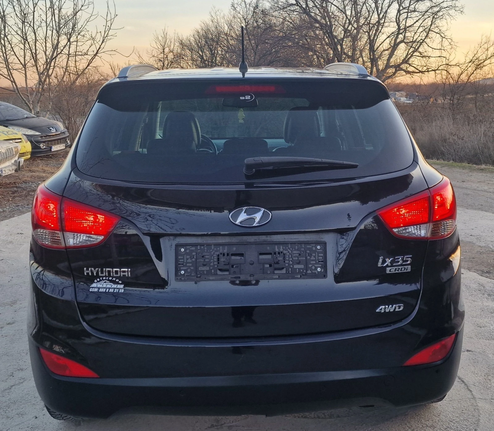 Hyundai IX35 2.0CRDI 4WD - изображение 9