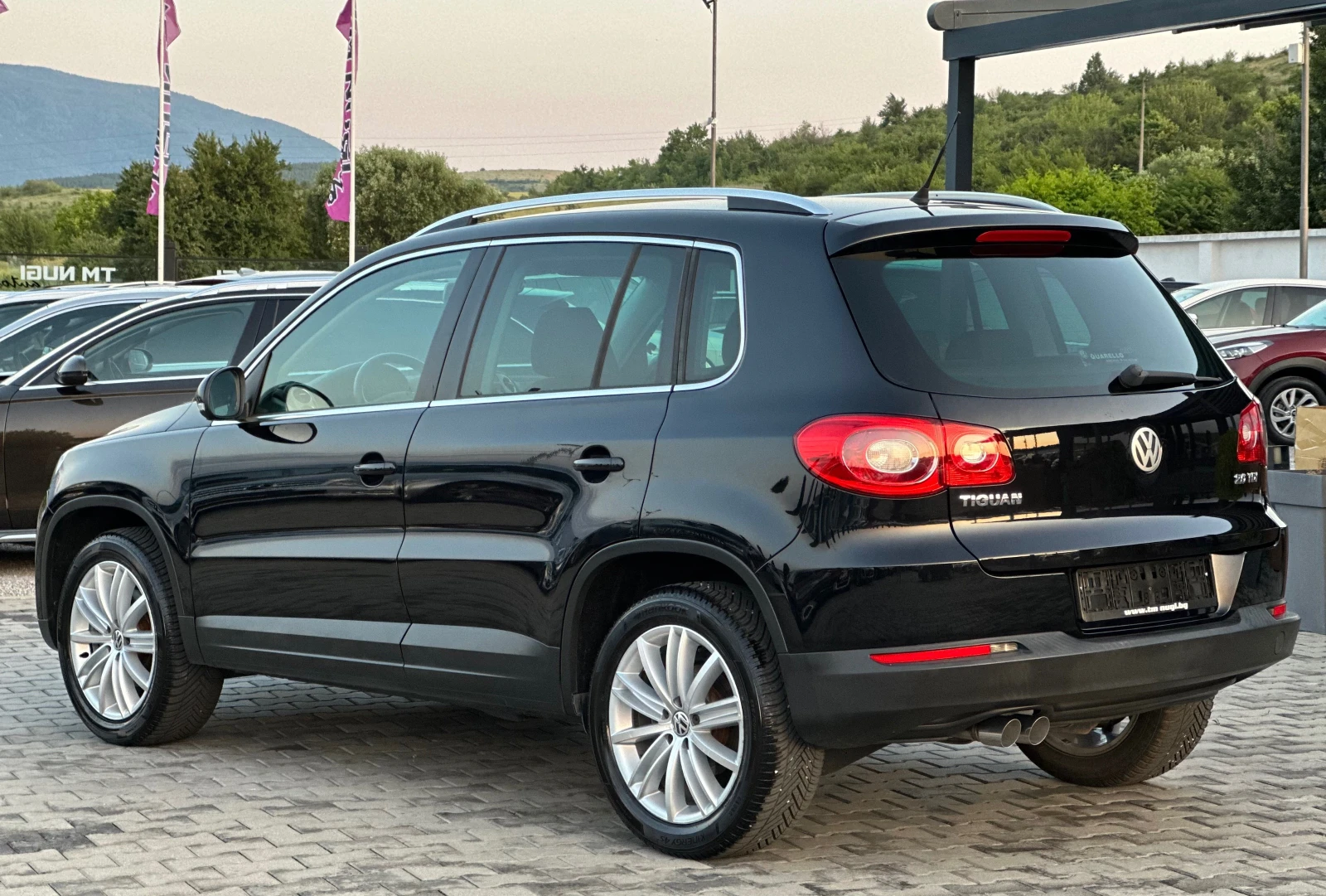 VW Tiguan 2.0TDI* 4MOTION* NAVI* TOP*  - изображение 4