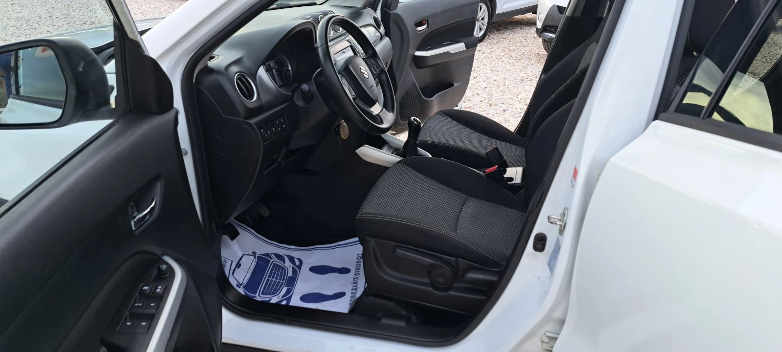 Suzuki Vitara 1.6 GPL-Euro6 4x4 - изображение 9