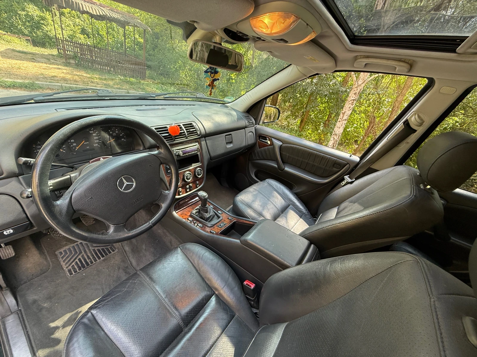 Mercedes-Benz ML 270  - изображение 6