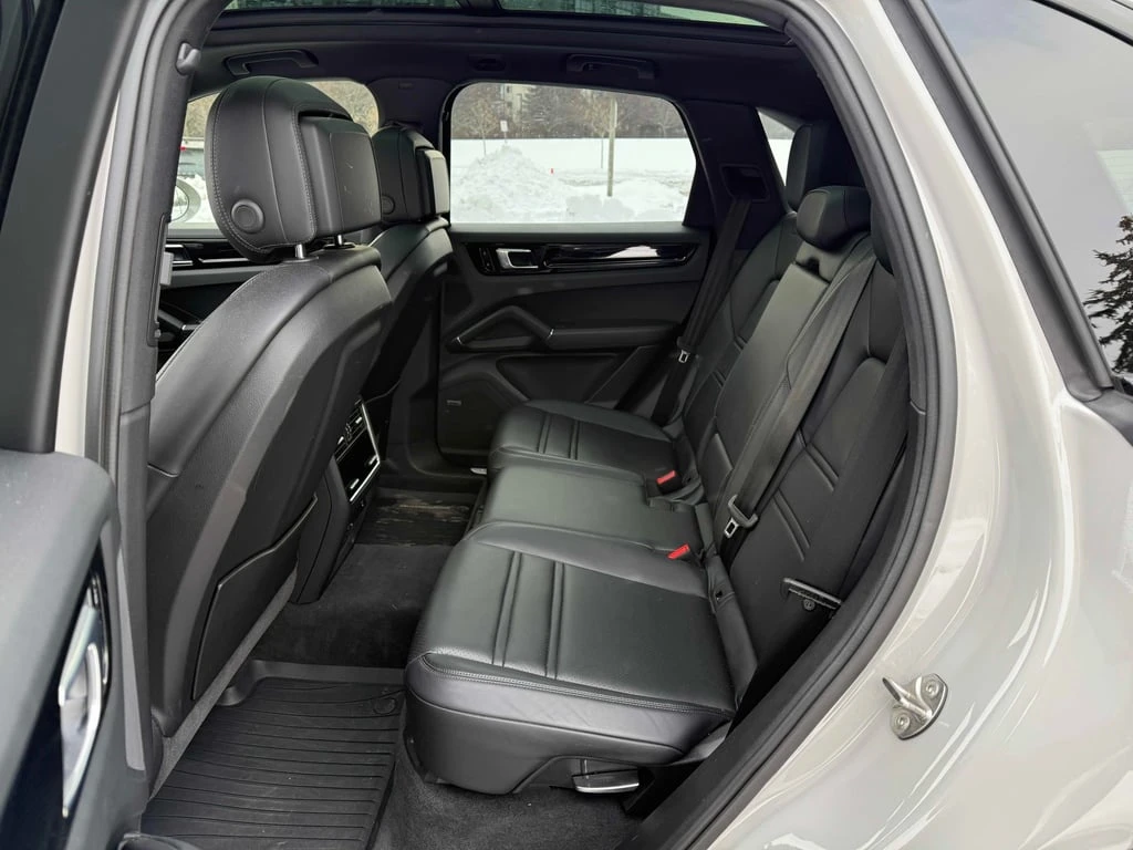Porsche Cayenne AWD  CARFAX | Mobile.bg � ����������� 11