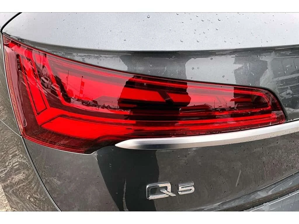 Audi Q5 * TECHNIK * ДИСТРОНИК * 360 * ПОДГРЕВИ * ПАМЕТ - изображение 9