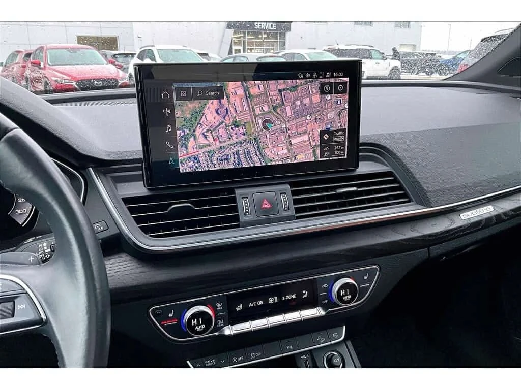 Audi Q5 * TECHNIK * ДИСТРОНИК * 360 * ПОДГРЕВИ * ПАМЕТ - изображение 5