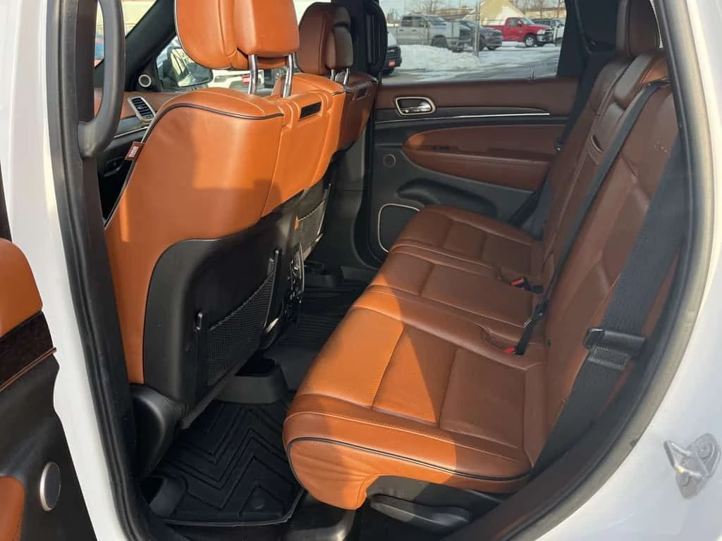 Jeep Grand cherokee * Summit 4x4 HEMI V8 * Фиксирана цена до България , снимка 8 - Автомобили и джипове - 53801602