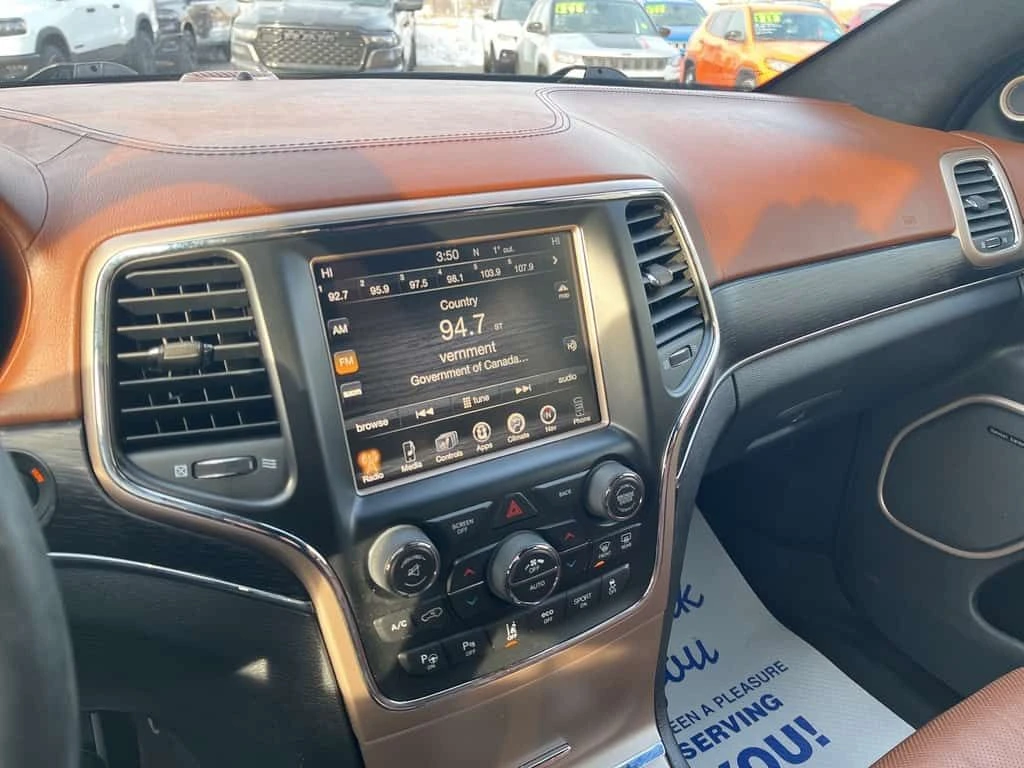 Jeep Grand cherokee * Summit 4x4 HEMI V8 * Фиксирана цена до България , снимка 14 - Автомобили и джипове - 53801602