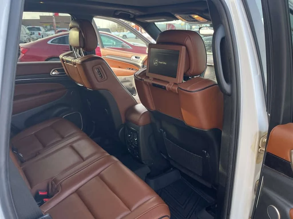 Jeep Grand cherokee * Summit 4x4 HEMI V8 * Фиксирана цена до България , снимка 10 - Автомобили и джипове - 53801602