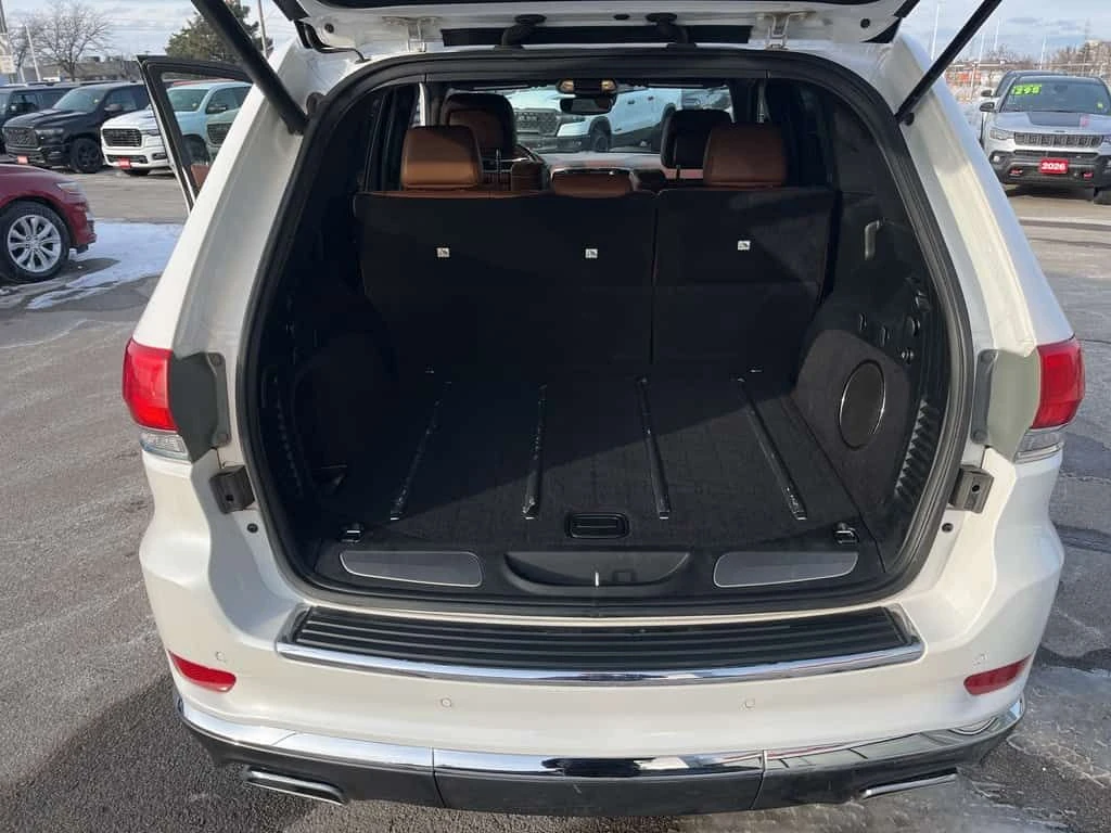 Jeep Grand cherokee * Summit 4x4 HEMI V8 * Фиксирана цена до България , снимка 9 - Автомобили и джипове - 53801602