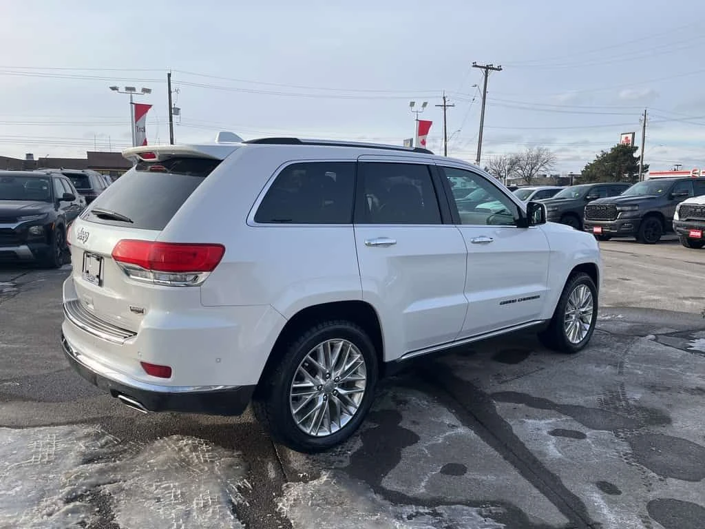 Jeep Grand cherokee * Summit 4x4 HEMI V8 * Фиксирана цена до България , снимка 4 - Автомобили и джипове - 53801602